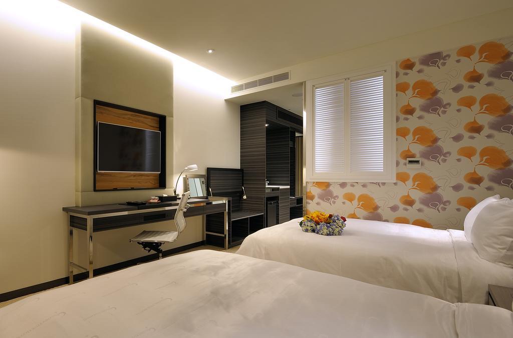 Golden Tulip Glory Fine Hotel Tainan Habitación foto